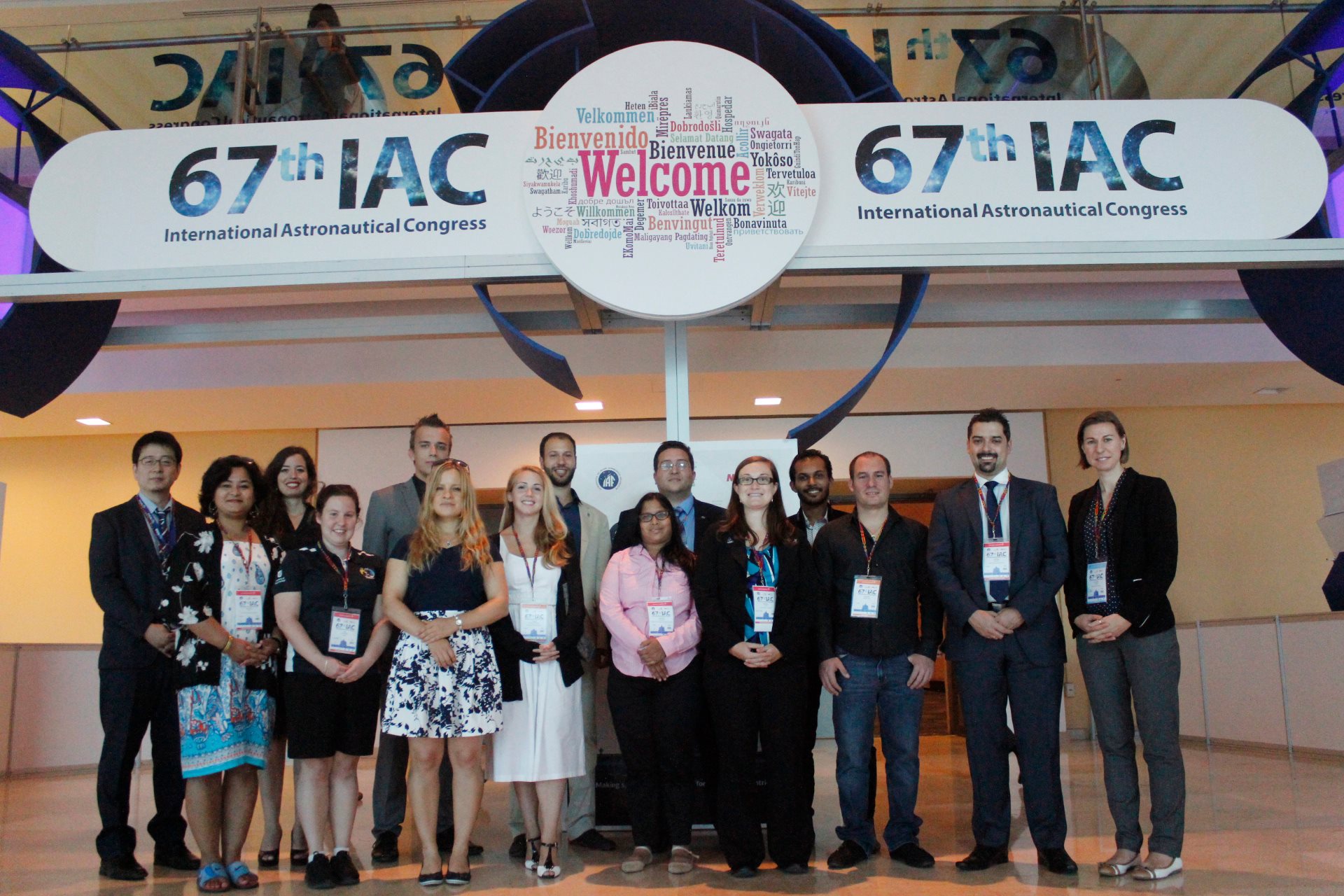 Obr.1: Držitelia prestížneho Emerging Space Leaders (ESL) grantu na konferencii IAC 2016 v Mexiku